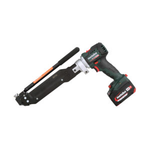 BAND-IT CP4000-D cordless banding tool with Metabo battery-powered drive, designed for fast and efficient installation of BAND-IT band and buckle fastening systems in industrial applications.